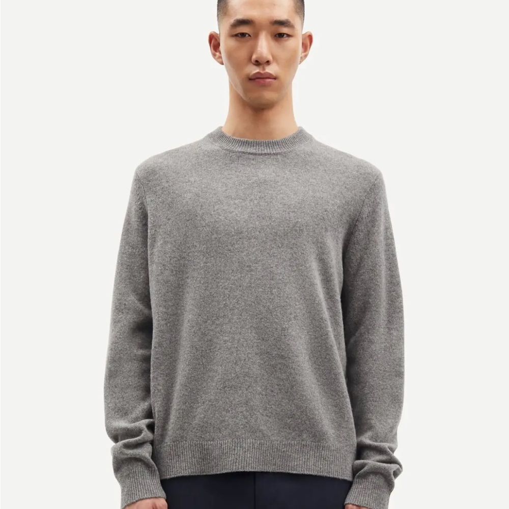 Samsøe Samsøe merino wool sweater in dark gray.